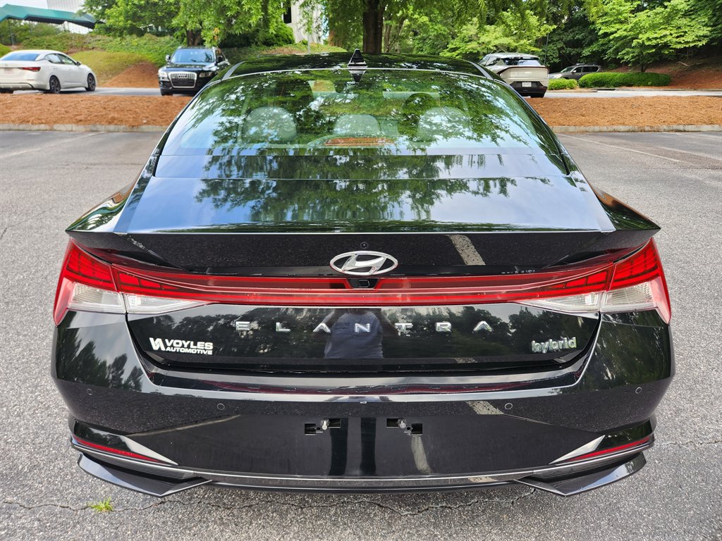 2023 Hyundai Elantra Limited - Photo 13