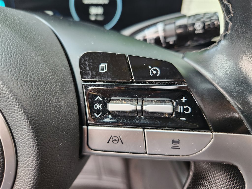 2023 Hyundai Elantra Limited - Photo 44