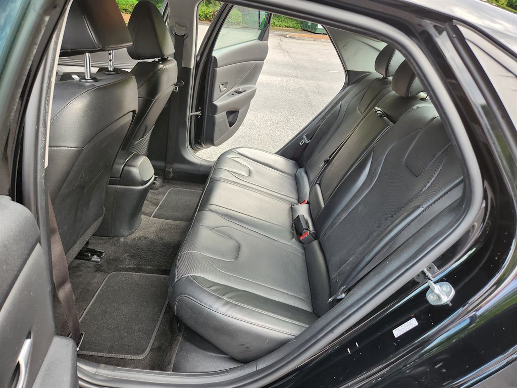 2023 Hyundai Elantra Limited - Photo 31