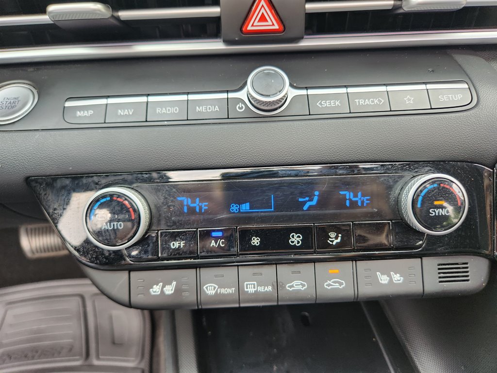 2023 Hyundai Elantra Limited - Photo 48