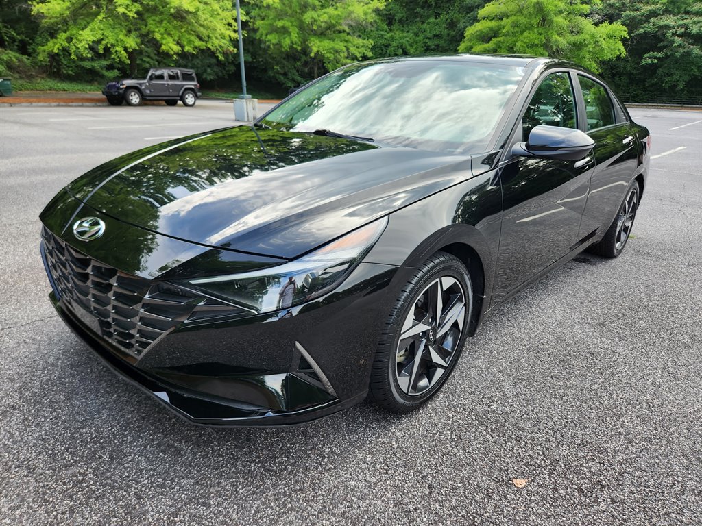2023 Hyundai Elantra Limited - Photo 7