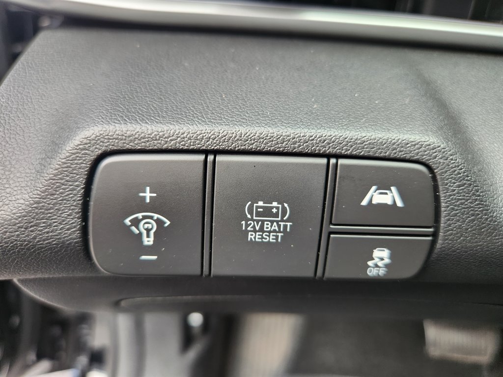 2023 Hyundai Elantra Limited - Photo 46