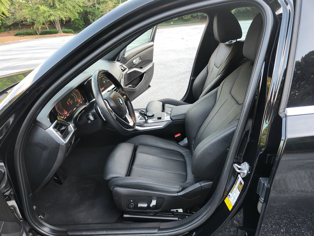 2020 BMW 3 Series 330i - Photo 9
