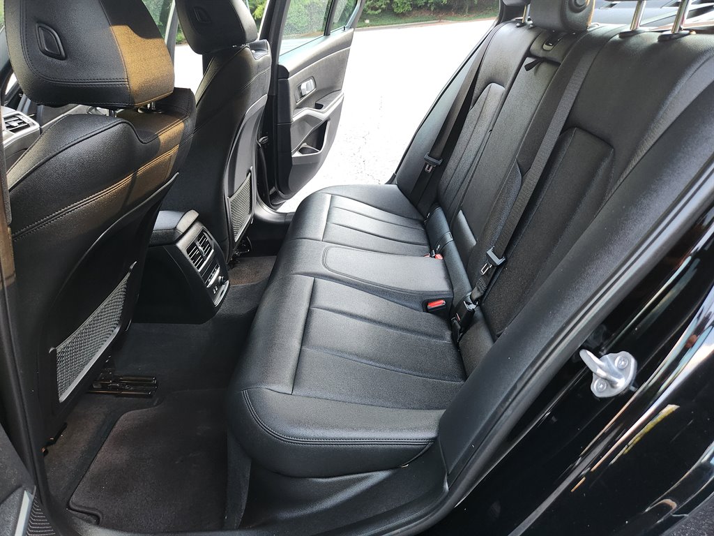 2020 BMW 3 Series 330i - Photo 14