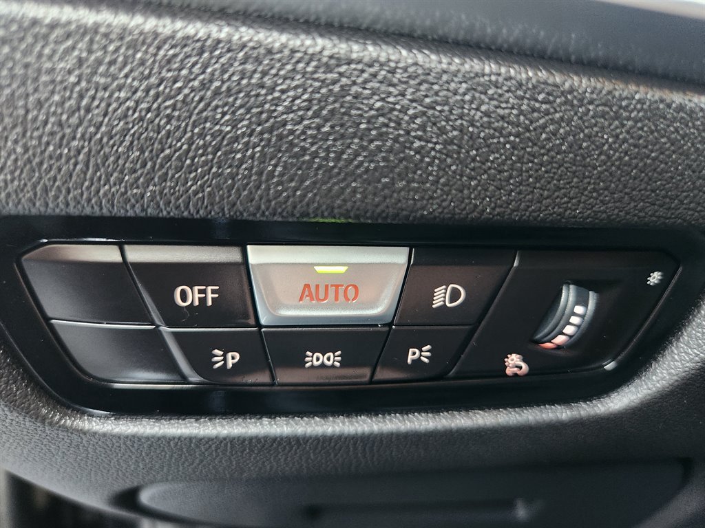 2020 BMW 3 Series 330i - Photo 39